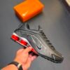NIKE SHOX R4
Material: Premium leather quality