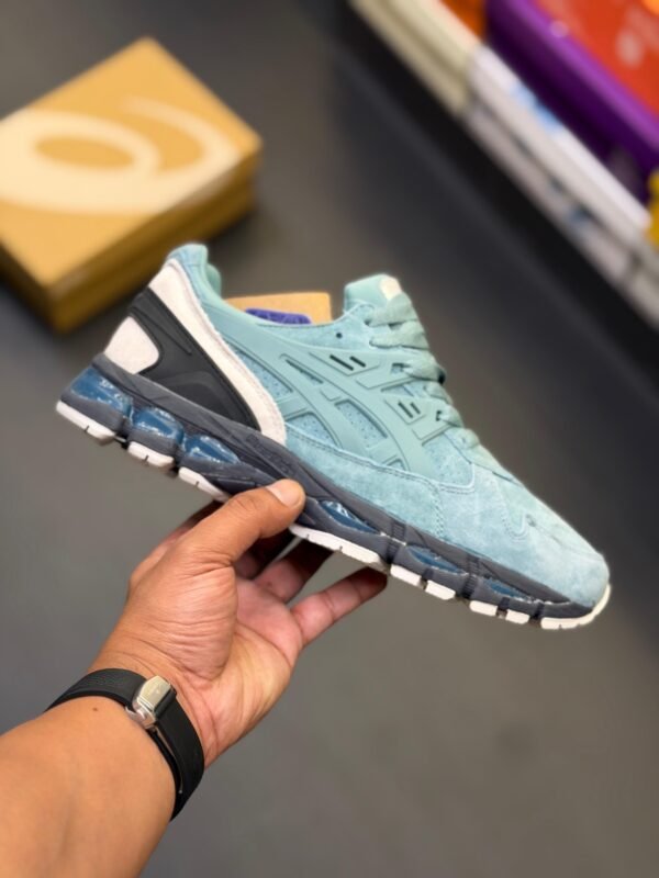 ASICS GEL KAYANO TRAINER 21
Quality-SUPER PERFECT(SP)
Material: Premium leather quality