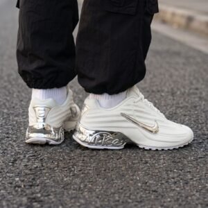 NIKE AIRMAX PLUS
Material: Premium leather