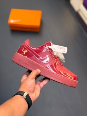 749c9e09-54d4-4985-9b61-fb4ed021e42c Nike Air Force 1 Low Syna "Dark Beetroot
NIKE ZOOM FIELD JAXX
Material: Premium leather quality