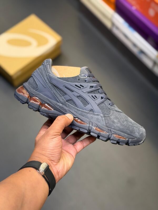 ASICS GEL KAYANO TRAINER 21
Quality-SUPER PERFECT(SP)
Material: Premium leather quality