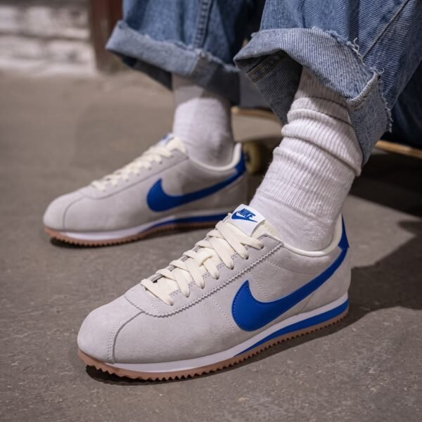 NIKE CORTEZ
Material: Premium leather quality