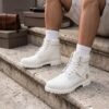 TIMBERLAND BOOT
FULL WHITE
Material: Premium leather quality
