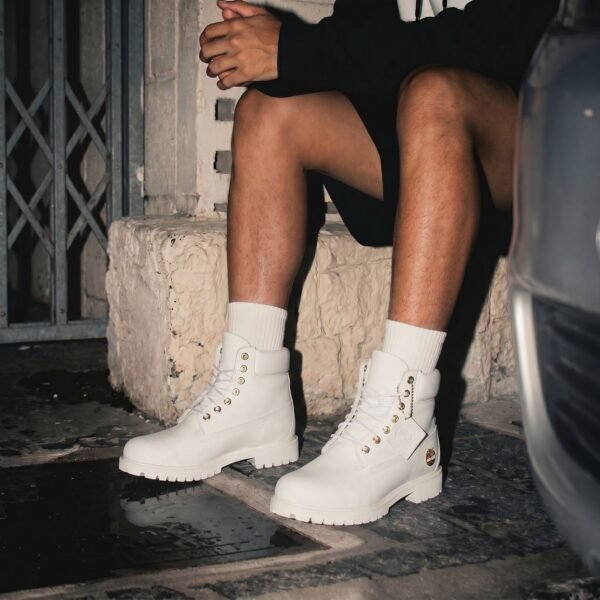 TIMBERLAND BOOT
FULL WHITE
Material: Premium leather quality