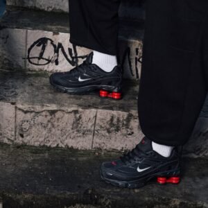 NIKE SHOX SUPREME 
Material: Premium leather quality