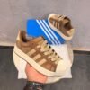 d685a66b-be1c-45cb-a7f0-28fa3bb87b1c *FIRST TIME IN INDIA 🇮🇳*
*ADIDAS ORIGINALS SUPERSTAR 2026 SUEDE TAN 🔥*
Euro 40-44 ✅
Exact Showroom quality
Original Box Pack 📦
Grab Soon 🔜