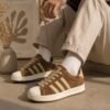 f1bf50c8-51d3-4d37-925a-935a4f8d0eca *FIRST TIME IN INDIA 🇮🇳*
*ADIDAS ORIGINALS SUPERSTAR 2026 SUEDE TAN 🔥*
Euro 40-44 ✅
Exact Showroom quality
Original Box Pack 📦
Grab Soon 🔜